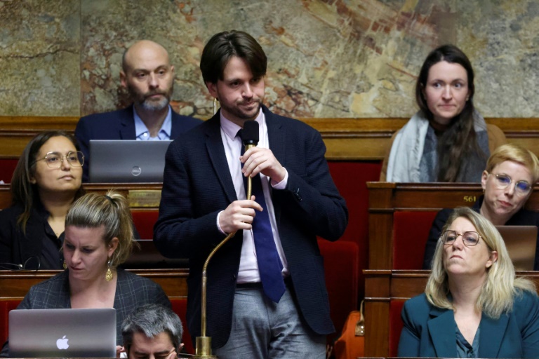 Le député LFI Aurélien Saintoul le 13 février 2023 à l'Assemblée nationale à Paris