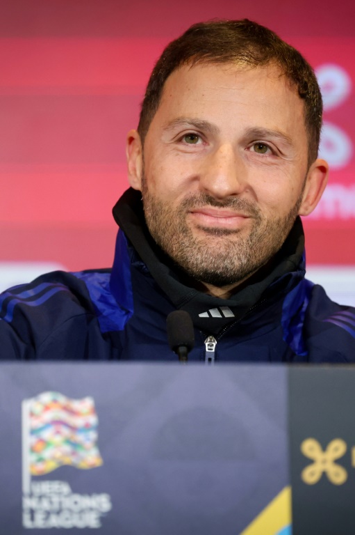 Le sélectionneur de la Belgique, Domenico Tedesco, participe à une conférence de presse à la veille du match de Ligue des nations contre l'Italie, à Tubize, le 13 novembre 2024