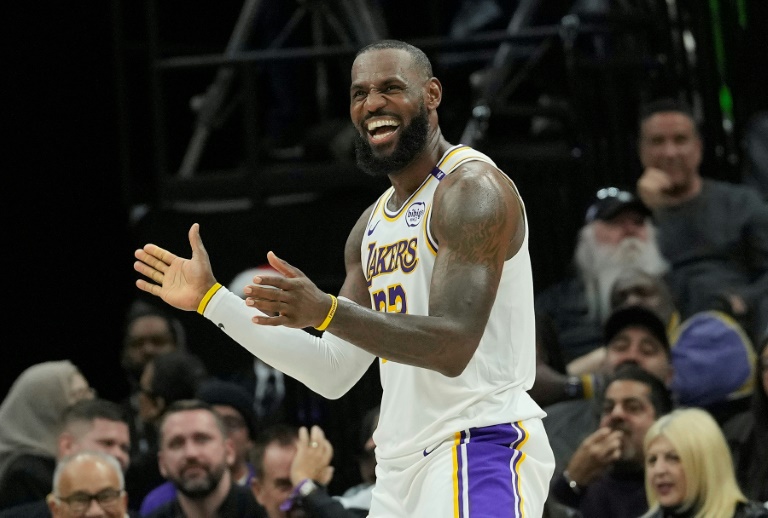 LeBron James lors du match des Lakers contre les Kings, le 21 décembre 2024 à Sacramento