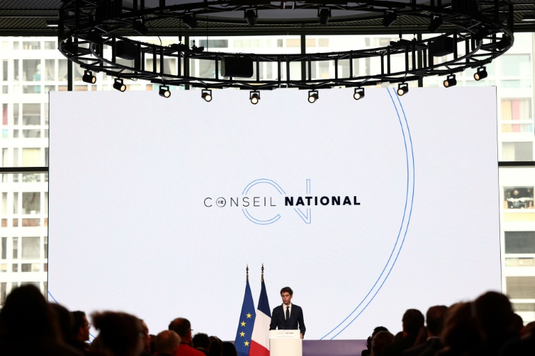 Gabriel Attal élu secrétaire général de Renaissance, lors du conseil national du parti, le 8 décembre 2024 à Paris