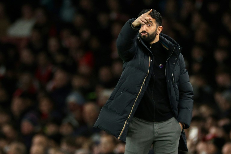 L'entraîneur de Manchester United Ruben Amorim, lors d'un match sur la pelouse d'Arsenal, le 4 décembre 2024