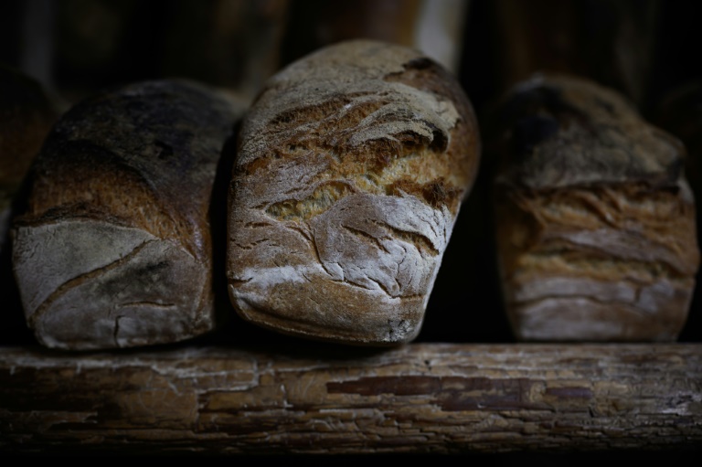 Le Programme national de l'alimentation et la nutrition lancé en 2019 a planifié cette action collective de réduction progressive du sel -dont le pain est l'un des principaux contributeurs- pour la population française