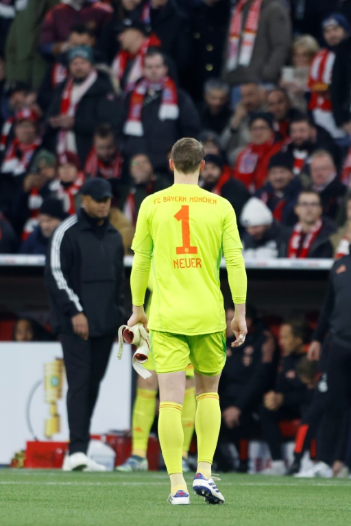 Le gardien du Bayern Manuel Neuer exclu contre Leverkusen à Munich, le 3 décembre 2024