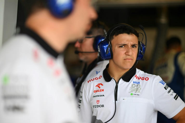 Isack Hadjar dans le paddock du Granbd Prix du circuit des Amériques le 18 octobre 2024 à Austin