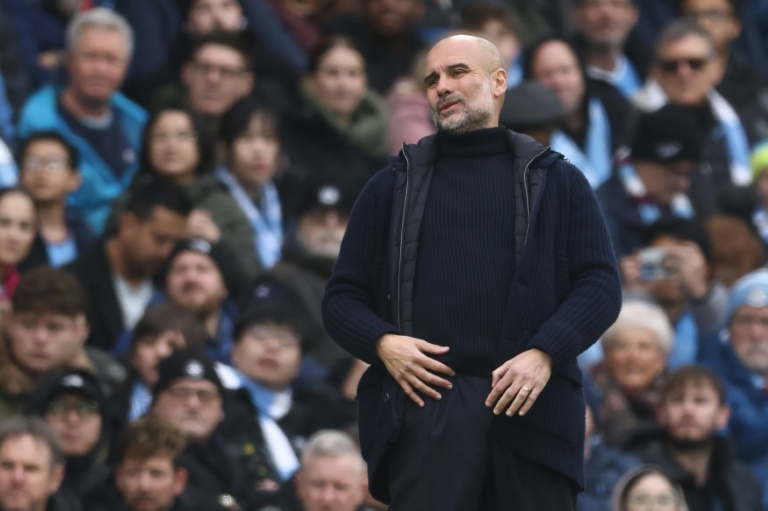 L'entraîneur de Manchester City Pep Guardiola lors du match contre Everton en Premier League le 26 décembre 2024 à l'Etihad Stadium à Manchester en Angleterre