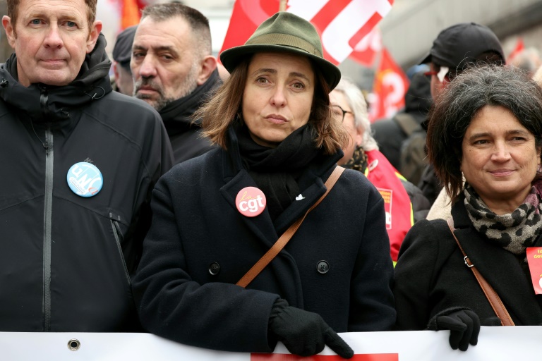 La secrétaire générale de la CGT Sophie Binet lors d'une manifestation des fonctionnaires à Paris, le 5 décembre 2024