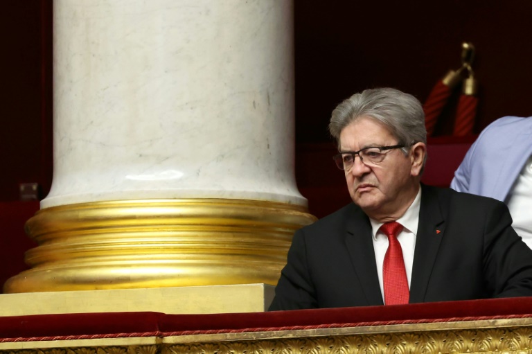 Le leader de la France insoumise Jean-Luc Mélenchon avant le vote à l'Assemblée nationale sur la motion de censure du gouvernement de l'ex-Premier ministre Michel Barnier, le 4 décembre 2024