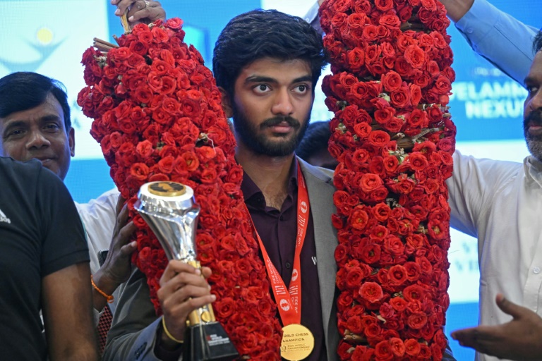 Gukesh Dommaraju le 16 décembre 2024 lors d'une conférence de presse à Chennai en Inde