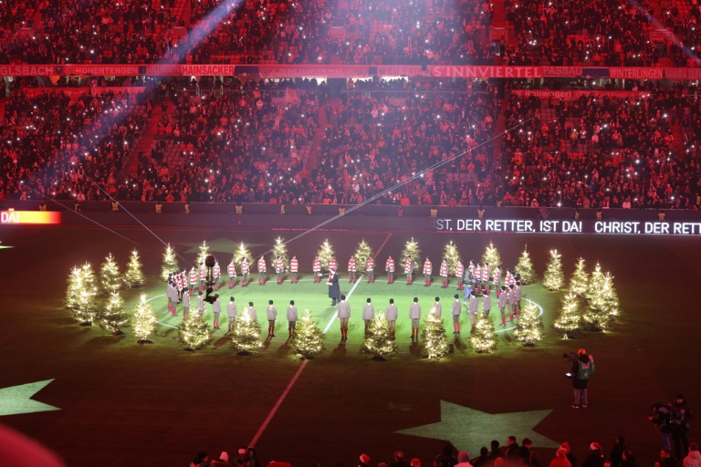 Les célébrations de Noël à l'Allianz Arena après Bayern Munich-Leipzig (5-1) en Bundesliga le 20 décembre 2024