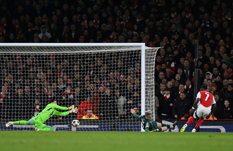 Bukayo Saka inscrit le premier de ses buts pour Arsenal face à Monaco, le 11 décembre 2024 à l'Emirates Stadium