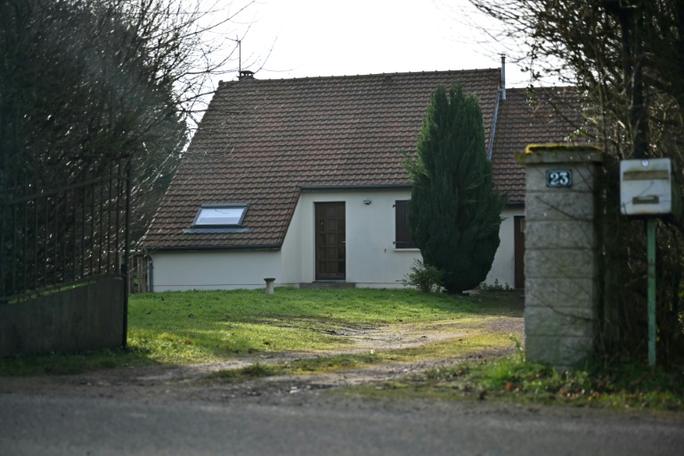 Une vue de la maison de Lydie Logé, disparue à Saint-Christophe-le-Jajolet, le 21 janvier 2025 dans l'Orne