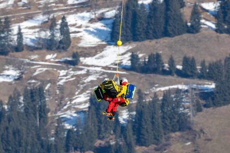 Le Français Alexis Pinturault a été évacué par hélicoptère après sa chute lors du Super-G de Kitzbühel (Autriche) le 24 janvier 2025