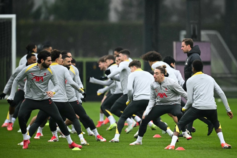 Les joueurs de Liverpool participent à une séance d'entraînement sur le terrain d'entraînement de l'équipe à Liverpool, le 20 janvier 2025, à la veille de leur match de Ligue des Champions contre Lille