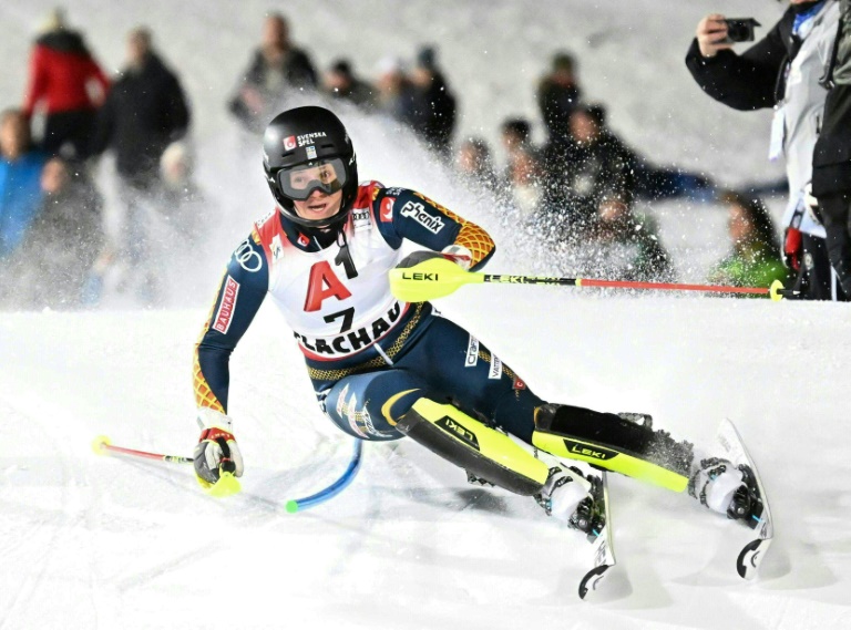 La Suédoise Sara Hector dans la première manche du slalom de Coupe du monde de Flachau le 14 janvier 2025 en Autriche