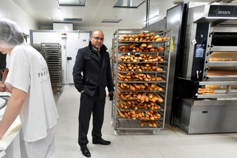 Le directeur Ruddy Francius, dans la boulangerie installée au Centre de détention de Châteaudun, le 8 janvier 2025 en Eure-et-Loire