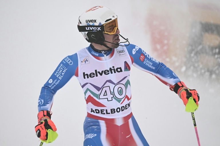 Victor Muffat-Jeandet à l'arrivée de la seconde manche du slalom d'Adelboden, le 11 janvier 2025