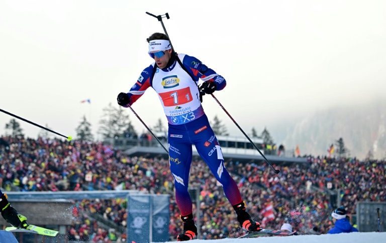 Emilien Claude le nouveau venu, dans le relais 4x7,5 km de Coupe du monde de Ruhpolding le 17 janvier 2025 en Allemagne