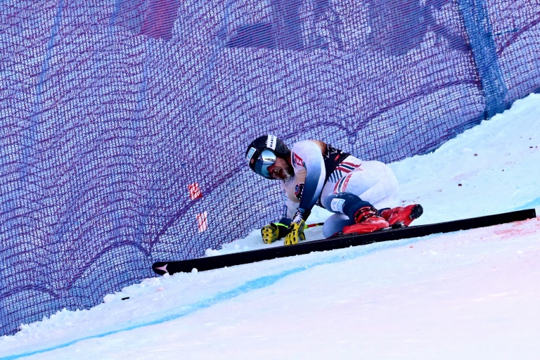 Le skieur norvégien Aleksander Aamodt Kilde victime d'une chute lors d'une épreuve de descente à Wengen, le 13 janvier 2024