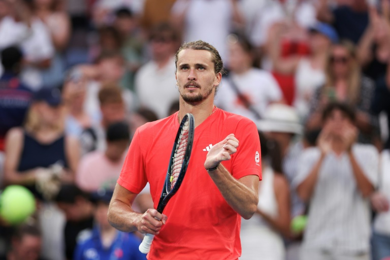 L'Allemand Alexander Zverev après sa victoire face à Ugo Humbert en huitième de finale, à Melbourne, le 19 janvier 2025