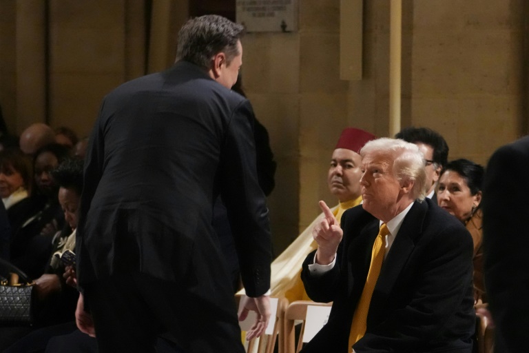 Le président américain élu Donald Trump et le patron de SpaceX Elon Musk lors ce la cérémonie de réouverture de la cathédrale Notre-Dame de Paris, le 7 décembre 2024