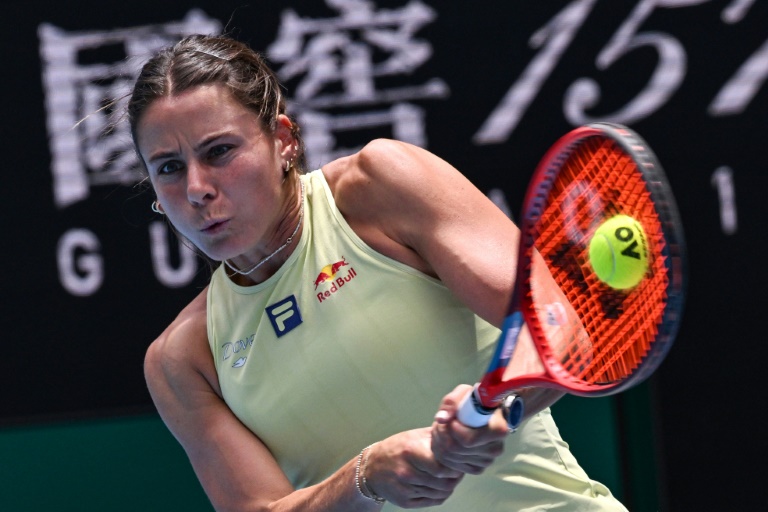 L'Américaine Emma Navarro face à la Chinoise Wang Xinyu au deuxième tour de l'Open d'Australie, à Melbourne, le 16 janvier 2025