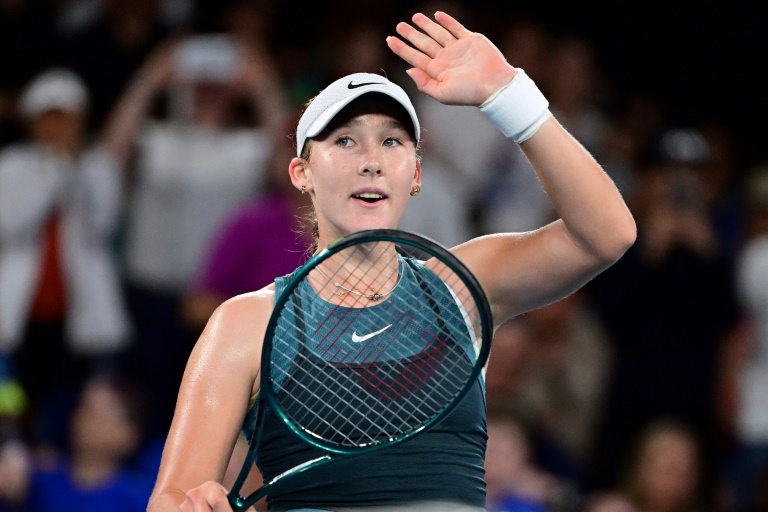 La Russe Mirra Andreeva victorieuse au premier tour de l'Open d'Australie le 12 janvier 2025 à Melbourne.