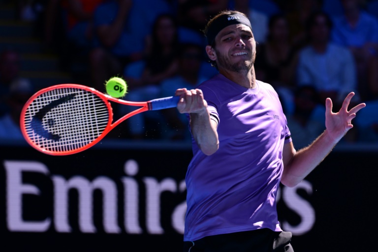 Taylor Fritz face à Gaël Monfils au troisième tour de l'Open d'Australie, à Melbourne, le 18 janvier 2025