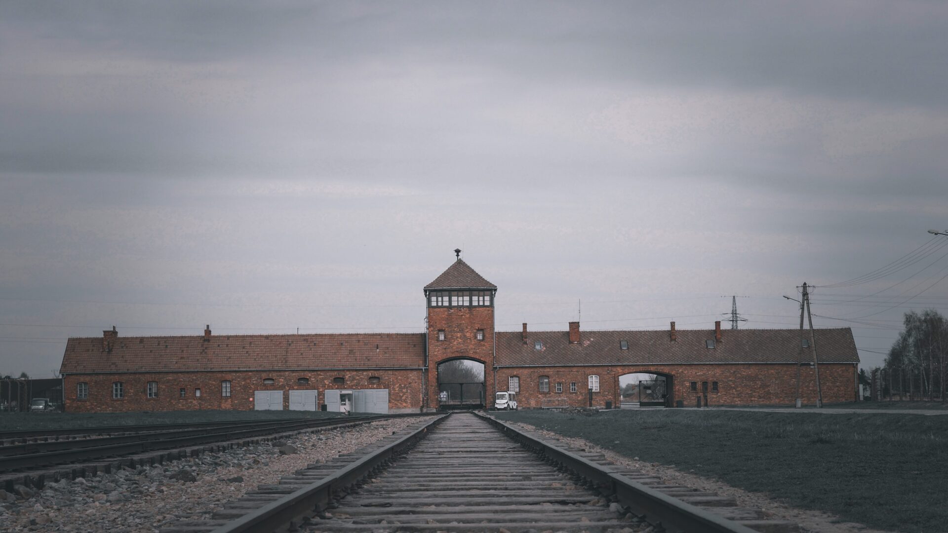 Comme d’habitude, je vais remettre le clocher au milieu du village. Un village gigantesque, qui s’étend de Kaliningrad, sur la mer Baltique, à Vladivostok, sur l’océan Pacifique : la Russie.