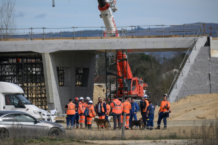 Des ouvriers sur le chantier de l'A69 le 27 février 2025 à Castres