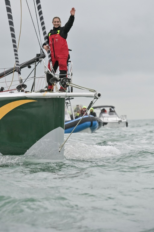 Violette Dorange termine le Vendée Globe à la 25e place, le 9 février 2025 aux Sables-d'Olonne