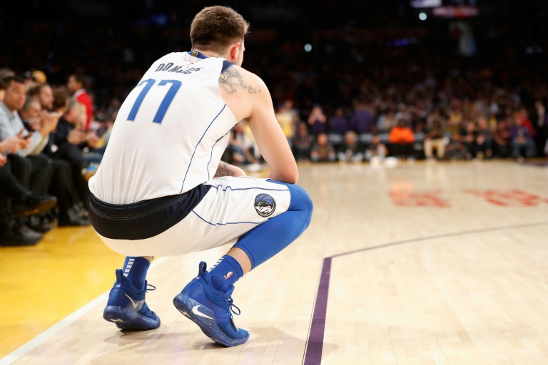 Luka Doncic lors du match NBA des Dallas Mavericks contre les Lakers, le 31 octobre 2018 à Los Angeles