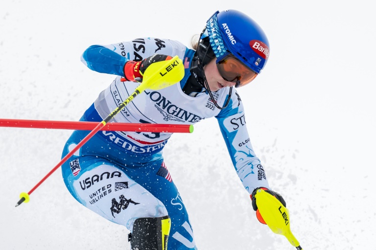 L'Américaine Mikaela Shiffrin durant le slalom du combiné par équipes féminines comptant pour les Championnats du monde de ski alpin à Hinterglemm (Autriche), le 11 février 2025