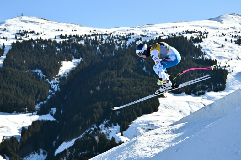 Lindsey Vonn à l'entraînement en vue de la descente des Mondiaux de Saalbach, le 4 février 2025 à Hinterglemm