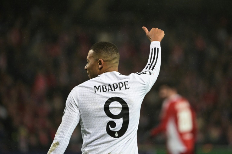 Ktlian Mbappé avec son club, le Real Madrid, lors d'un match de Ligue des champions contre Brest, le 29 janvier 2025 à Guingamp