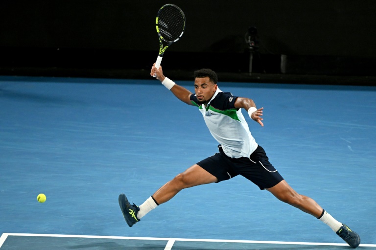 Arthur Fils lors de son match contre son compatriote Ugo Humbert lors du dernier Open d'Australie, le 17 janvier 2025 à Melbourne