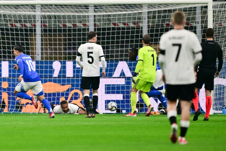 La défense de l'Allemagne concède le premier but face à l'Italie signé Sandro Tonali lors du choc de Ligue des nations disputé à San Siro, le 20 mars 2025