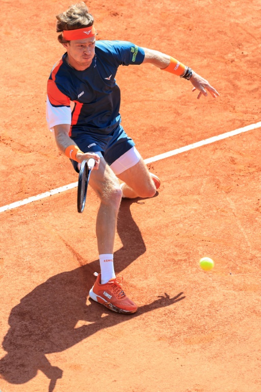 Le Russe Andrey Rublev en huitièmes de finale du Masters 1000 de Monte-Carlo contre le Français Arthur Fils le 10 avril 2025